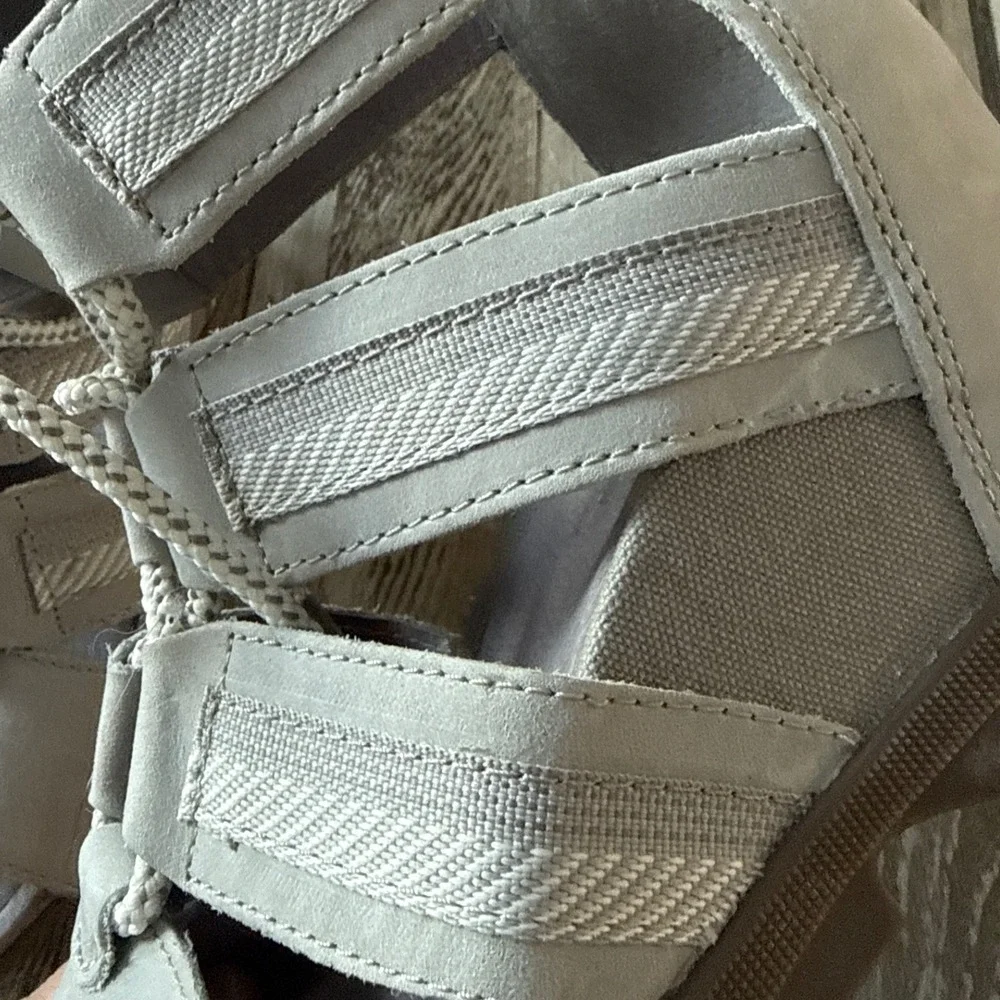 Sorel Joanie II Lace Up Wedge Sandals Ash Gray Sz 7.5 Suede Leather Open Toe
